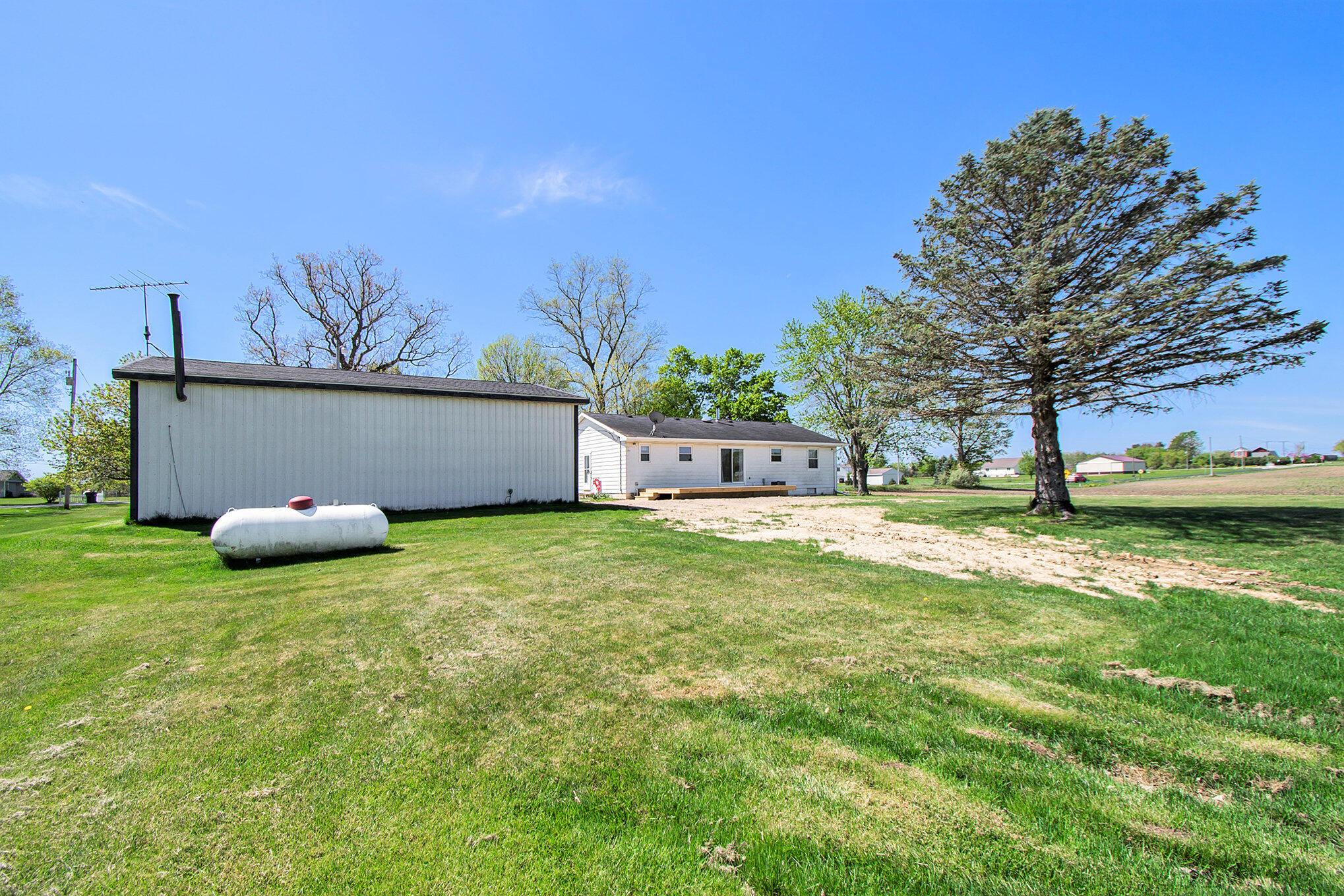 2014 Plains Road Leslie, MI 49251 - Photo 37 of 45 040_ndp3169