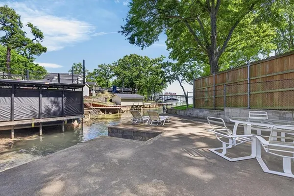 $245,000 | 1529 Oak Shore Drive, Tool, TX 75143