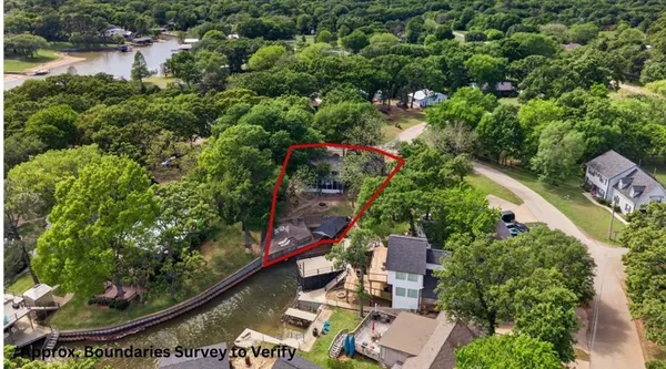 $245,000 | 1529 Oak Shore Drive, Tool, TX 75143