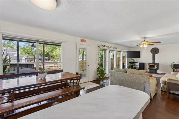 $245,000 | 1529 Oak Shore Drive, Tool, TX 75143