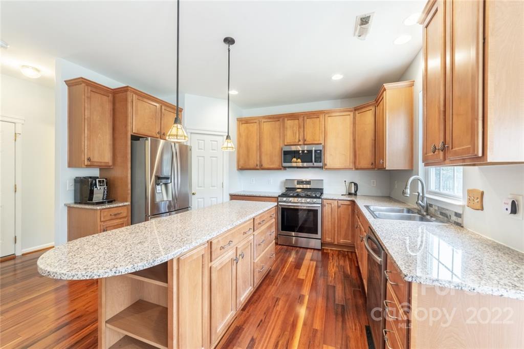16023 Raptor Court Charlotte, NC 28278 - Photo 14 of 44 Gallery Image 14