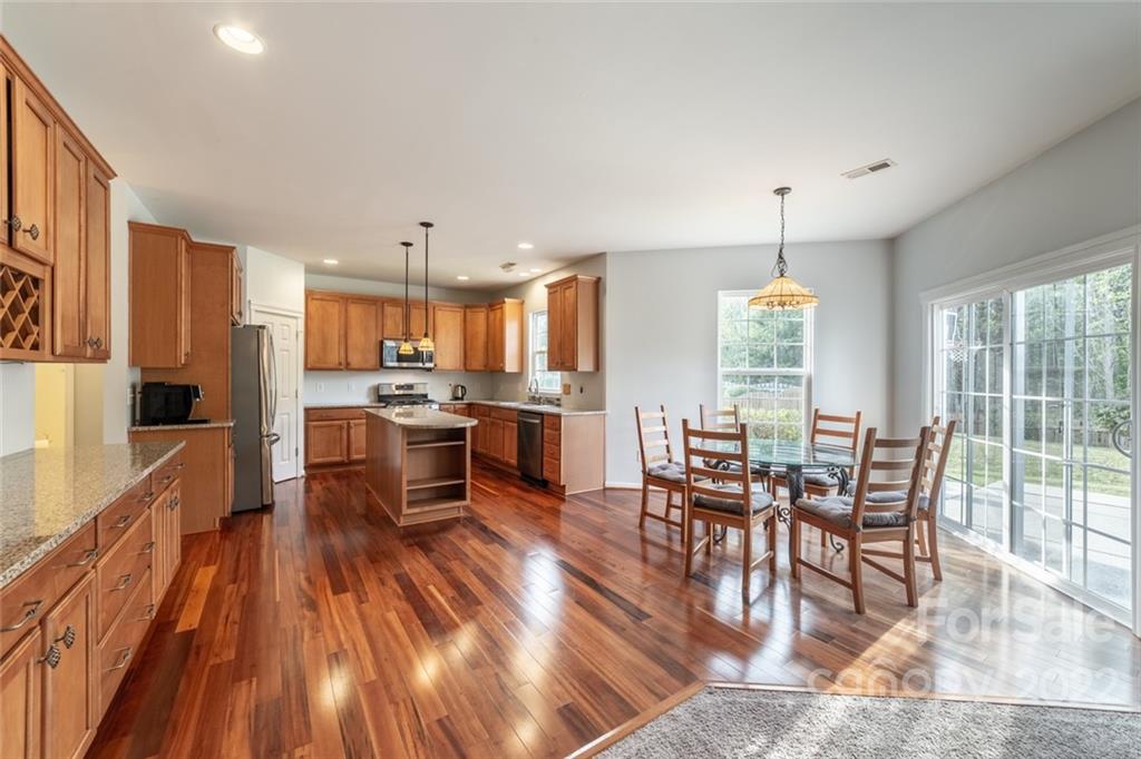 16023 Raptor Court Charlotte, NC 28278 - Photo 15 of 44 Gallery Image 15