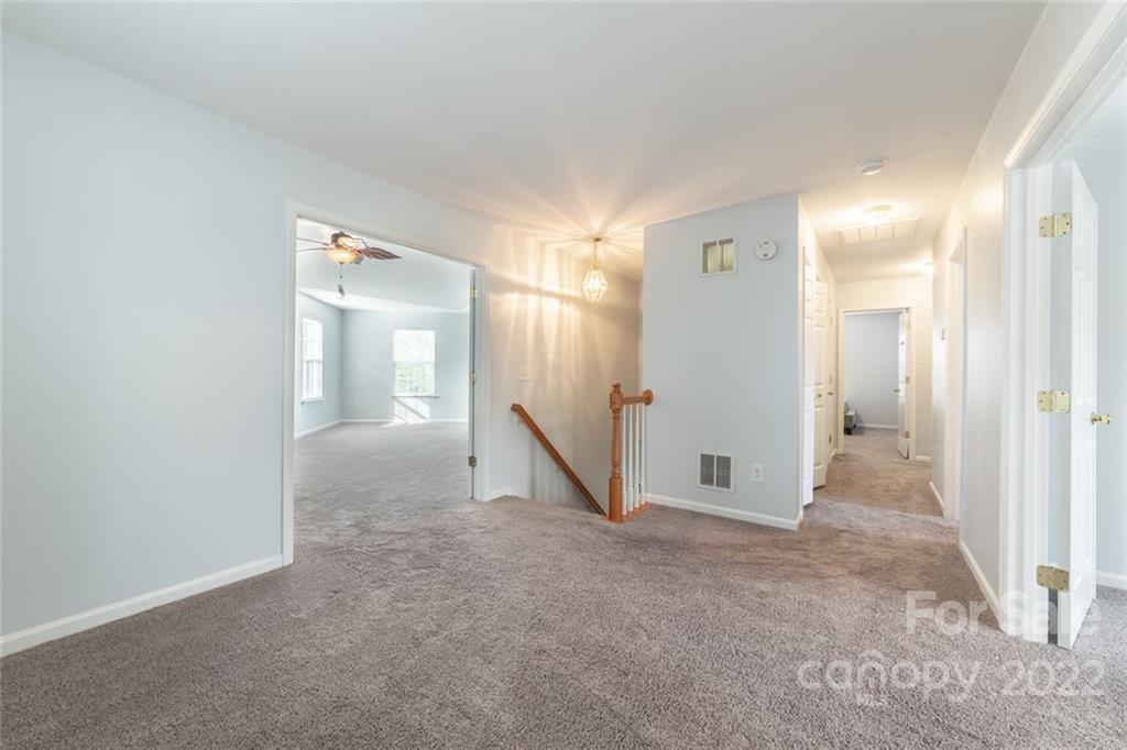 16023 Raptor Court Charlotte, NC 28278 - Photo 20 of 44 Gallery Image 20