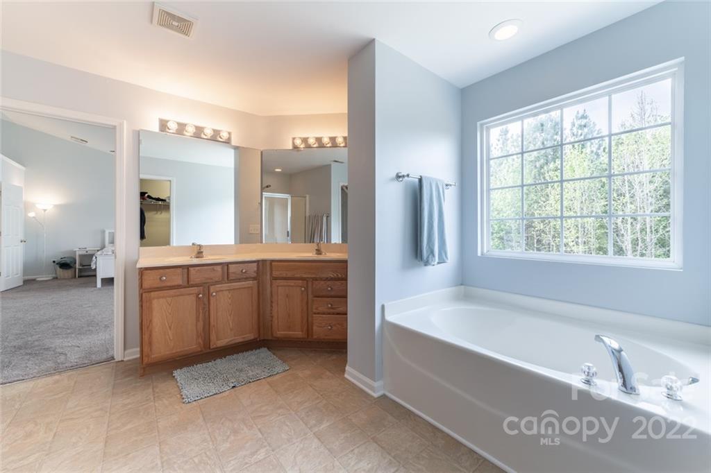 16023 Raptor Court Charlotte, NC 28278 - Photo 26 of 44 Gallery Image 26