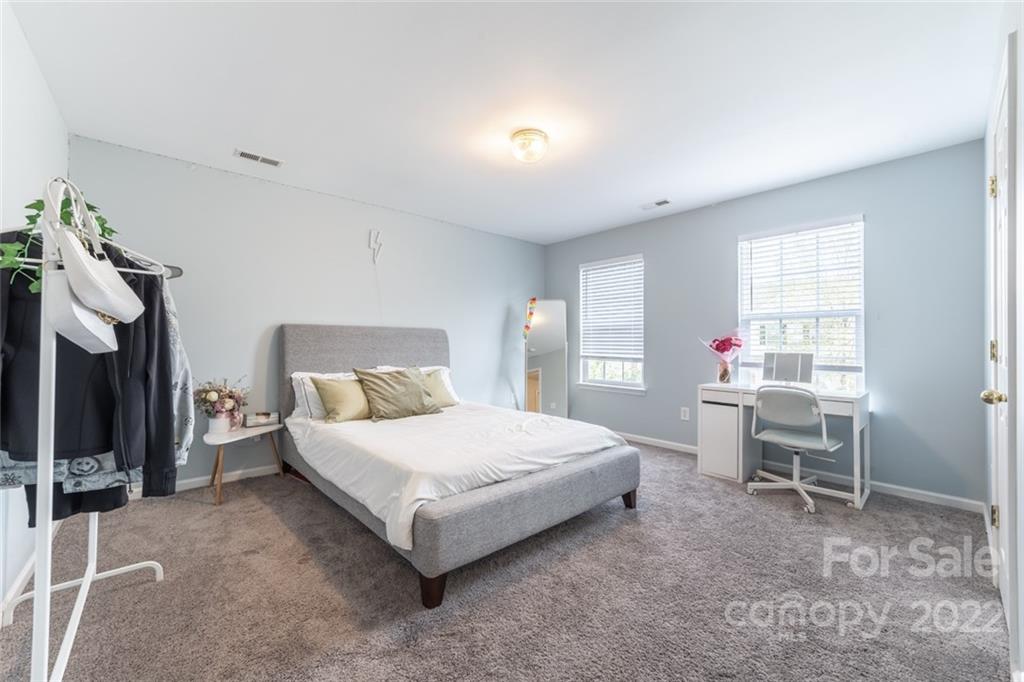 16023 Raptor Court Charlotte, NC 28278 - Photo 31 of 44 Gallery Image 31