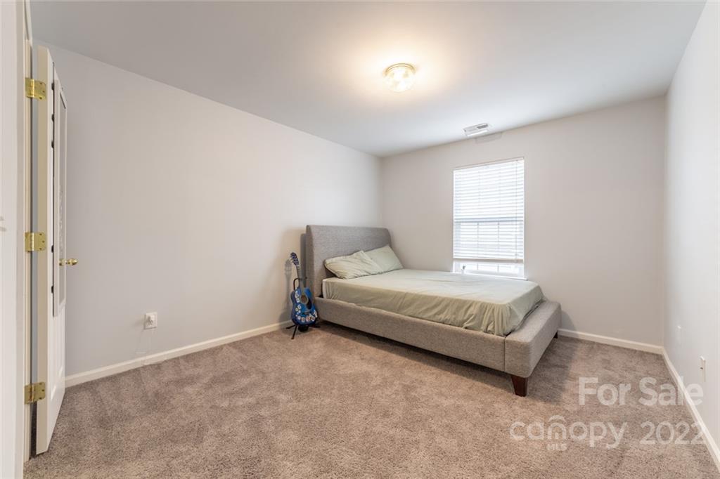 16023 Raptor Court Charlotte, NC 28278 - Photo 33 of 44 Gallery Image 33