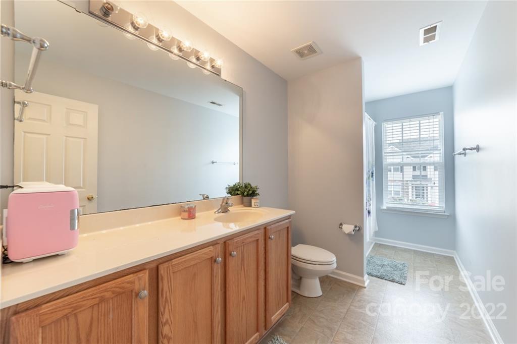 16023 Raptor Court Charlotte, NC 28278 - Photo 35 of 44 Gallery Image 35