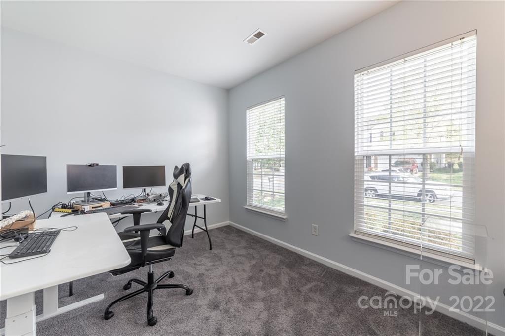 16023 Raptor Court Charlotte, NC 28278 - Photo 9 of 44 Gallery Image 9