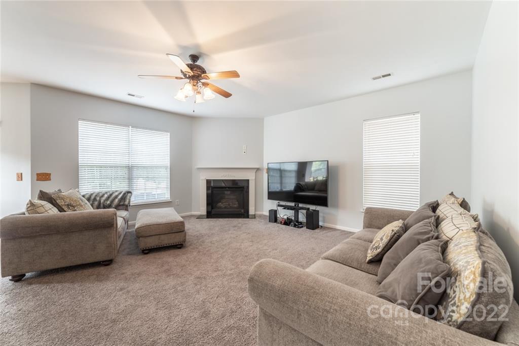 16023 Raptor Court Charlotte, NC 28278 - Photo 10 of 44 Gallery Image 10