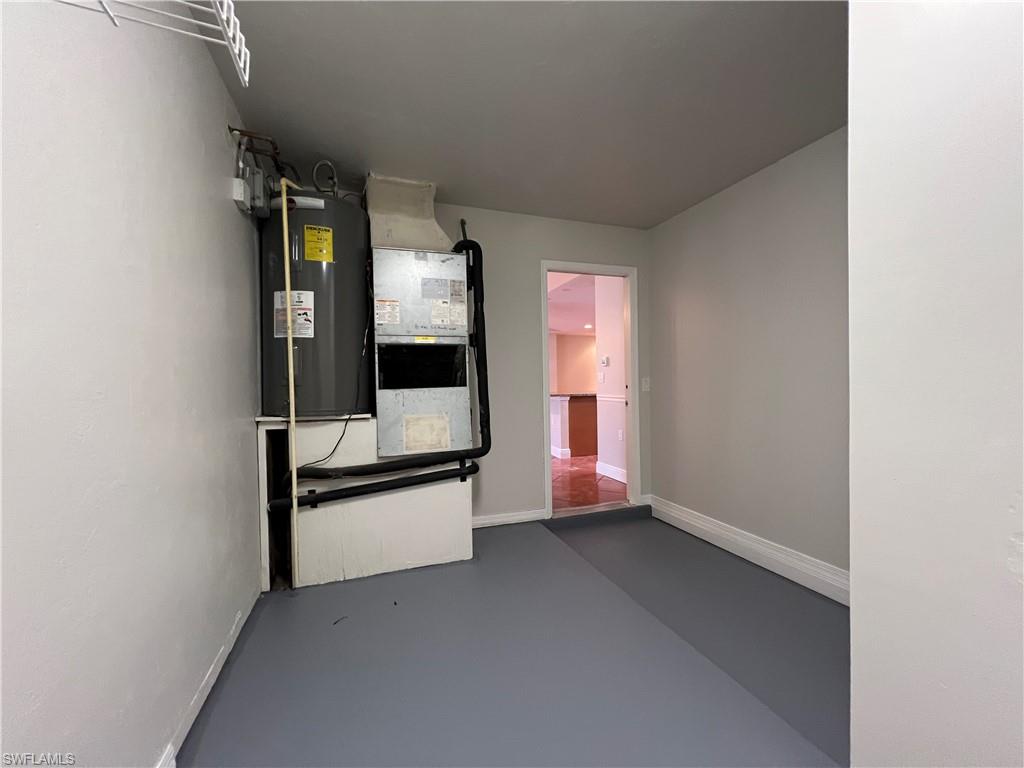 4724 32nd Avenue Southwest Naples, FL 34116 - Photo 34 of 39 a view of an empty room and window