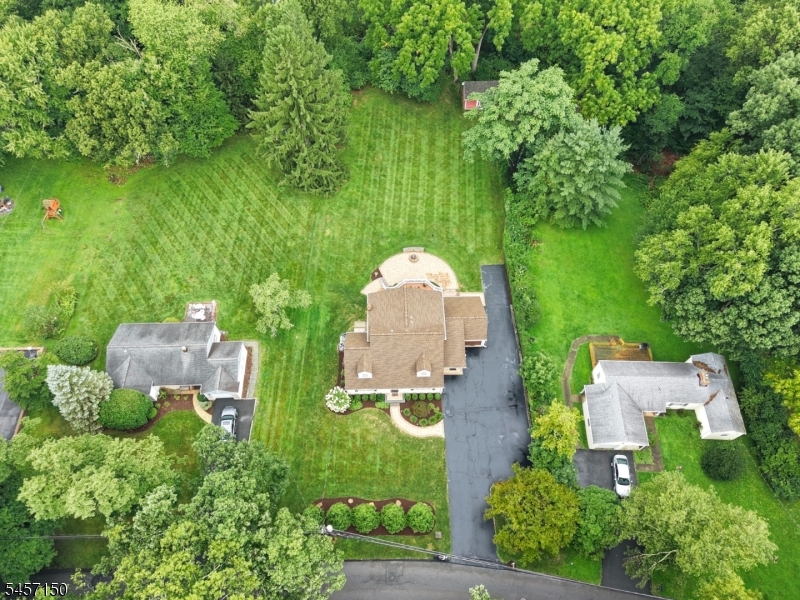 511 Openaki Road Denville, NJ 07834 - Photo 5 of 50 Gallery Image 5