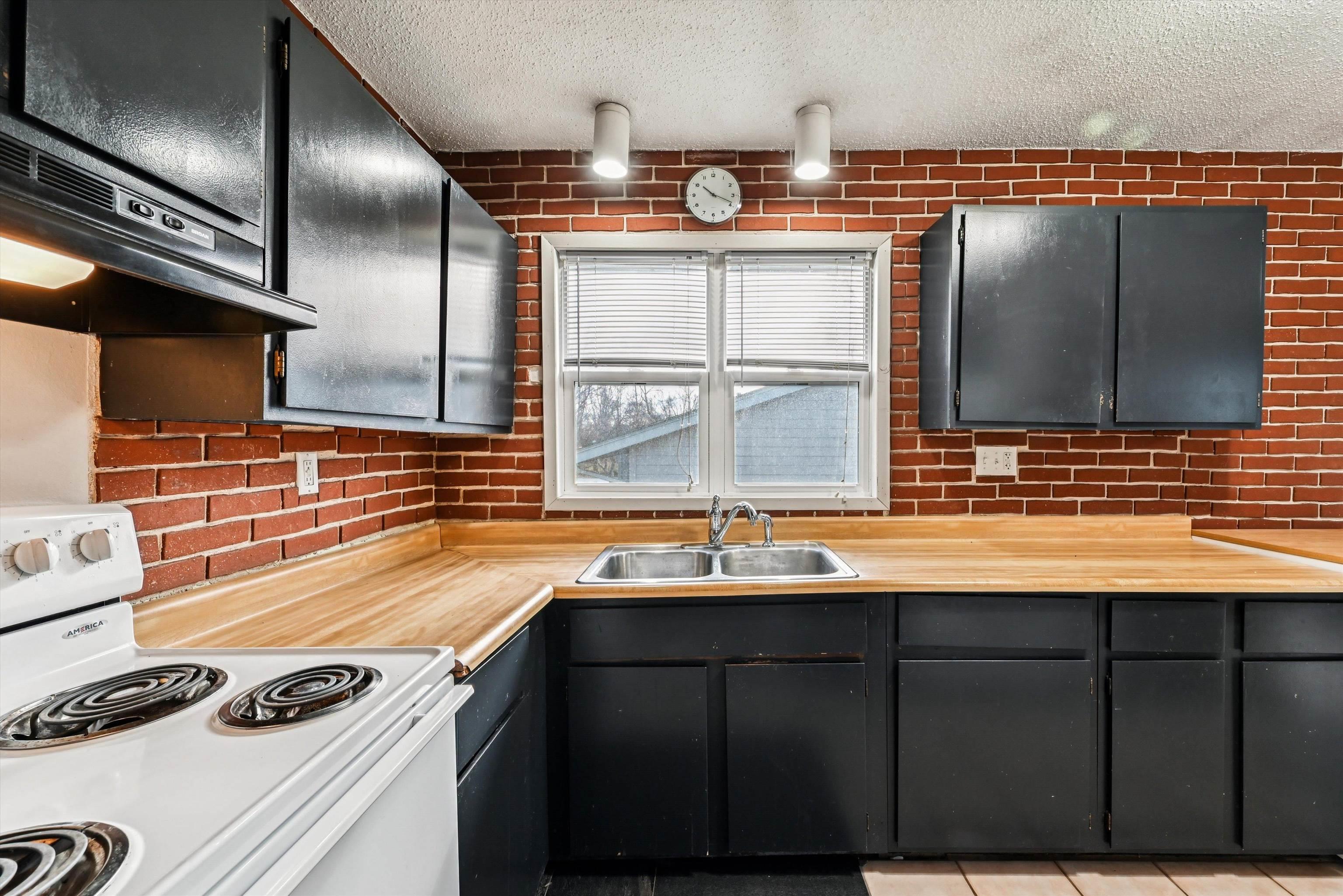410 North Kelly Street Shell Rock, IA 50670 - Photo 6 of 17 Gallery Image 6