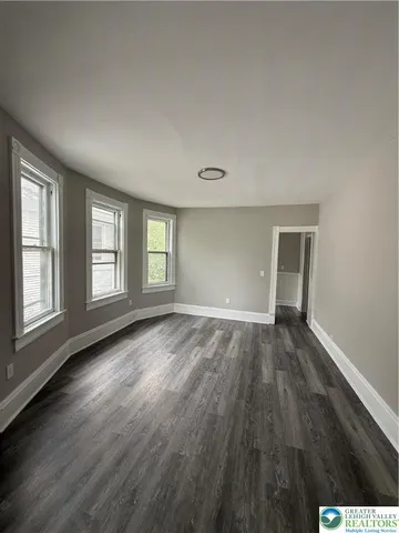 $950 | 81 Dana Street, Unit 2, Wilkes Barre, PA 18702