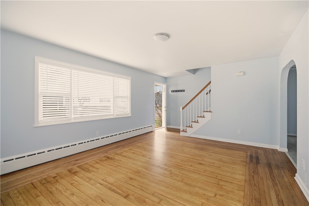 92 Bracket Avenue Tiverton, RI 02878 - Photo 1 of 48