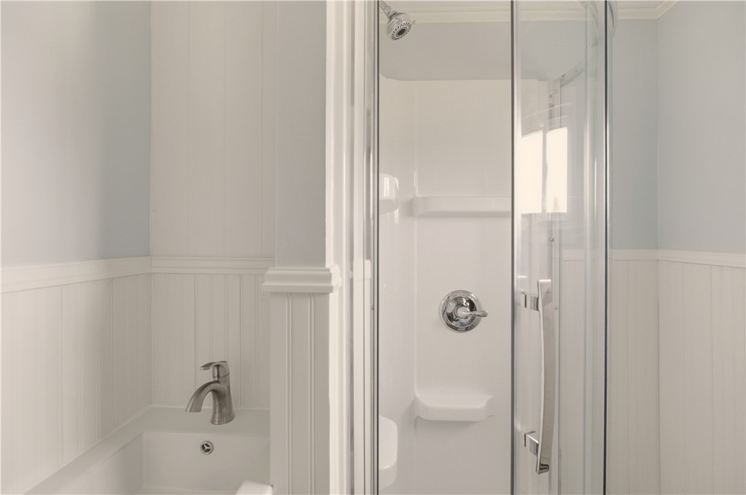 92 Bracket Avenue Tiverton, RI 02878 - Photo 23 of 48
