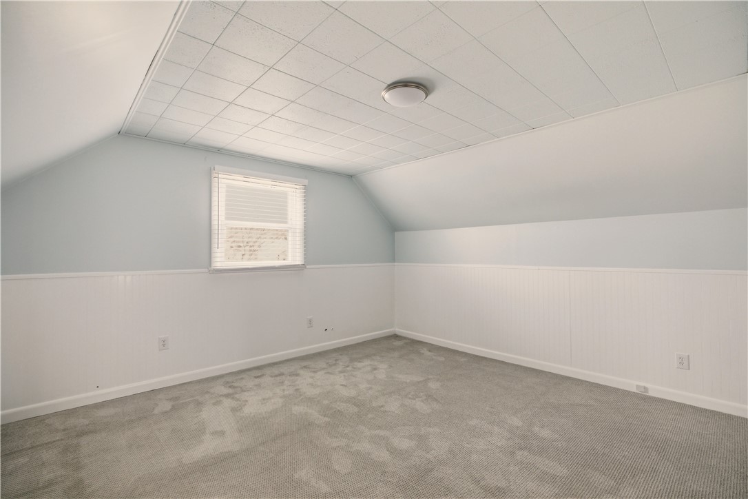 92 Bracket Avenue Tiverton, RI 02878 - Photo 25 of 48