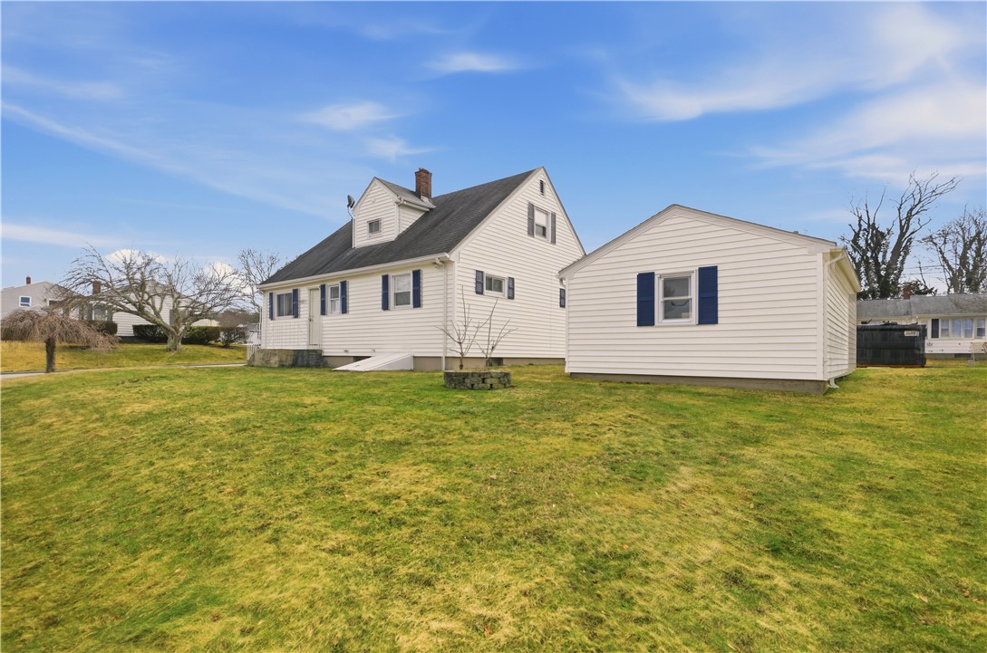 92 Bracket Avenue Tiverton, RI 02878 - Photo 34 of 48