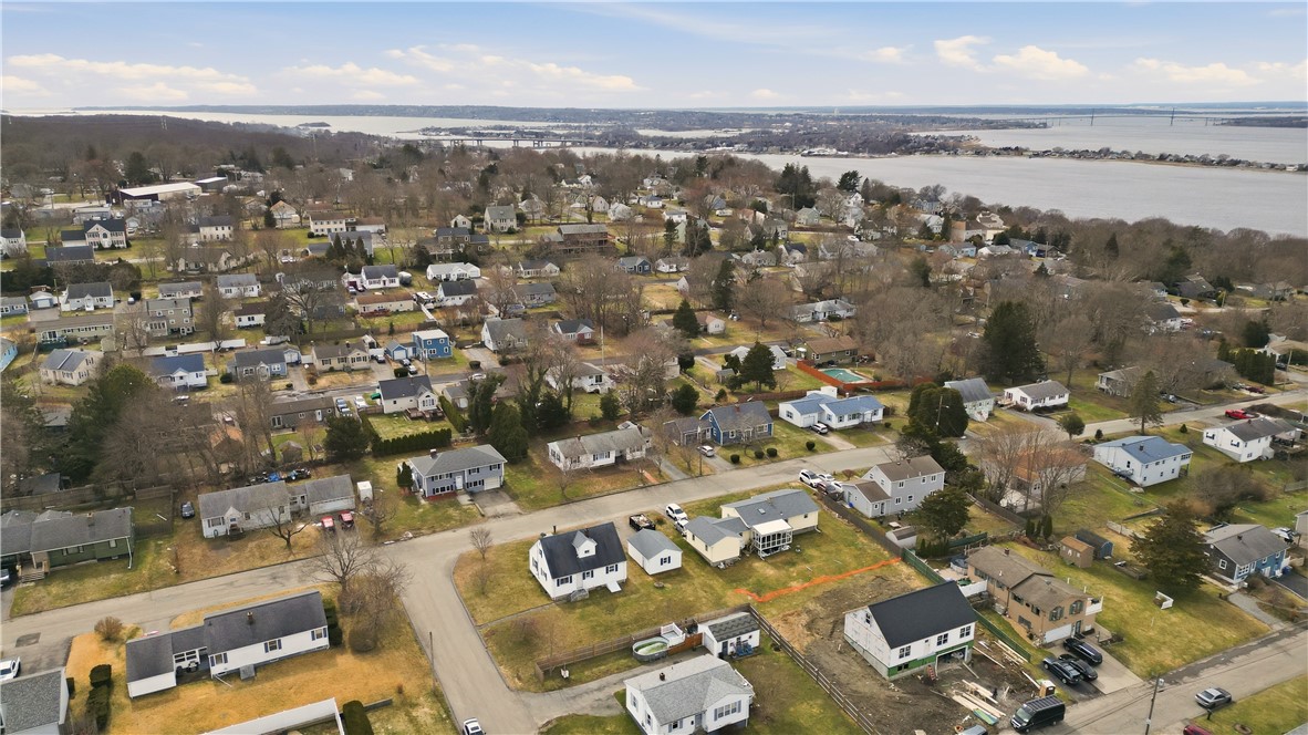92 Bracket Avenue Tiverton, RI 02878 - Photo 43 of 48