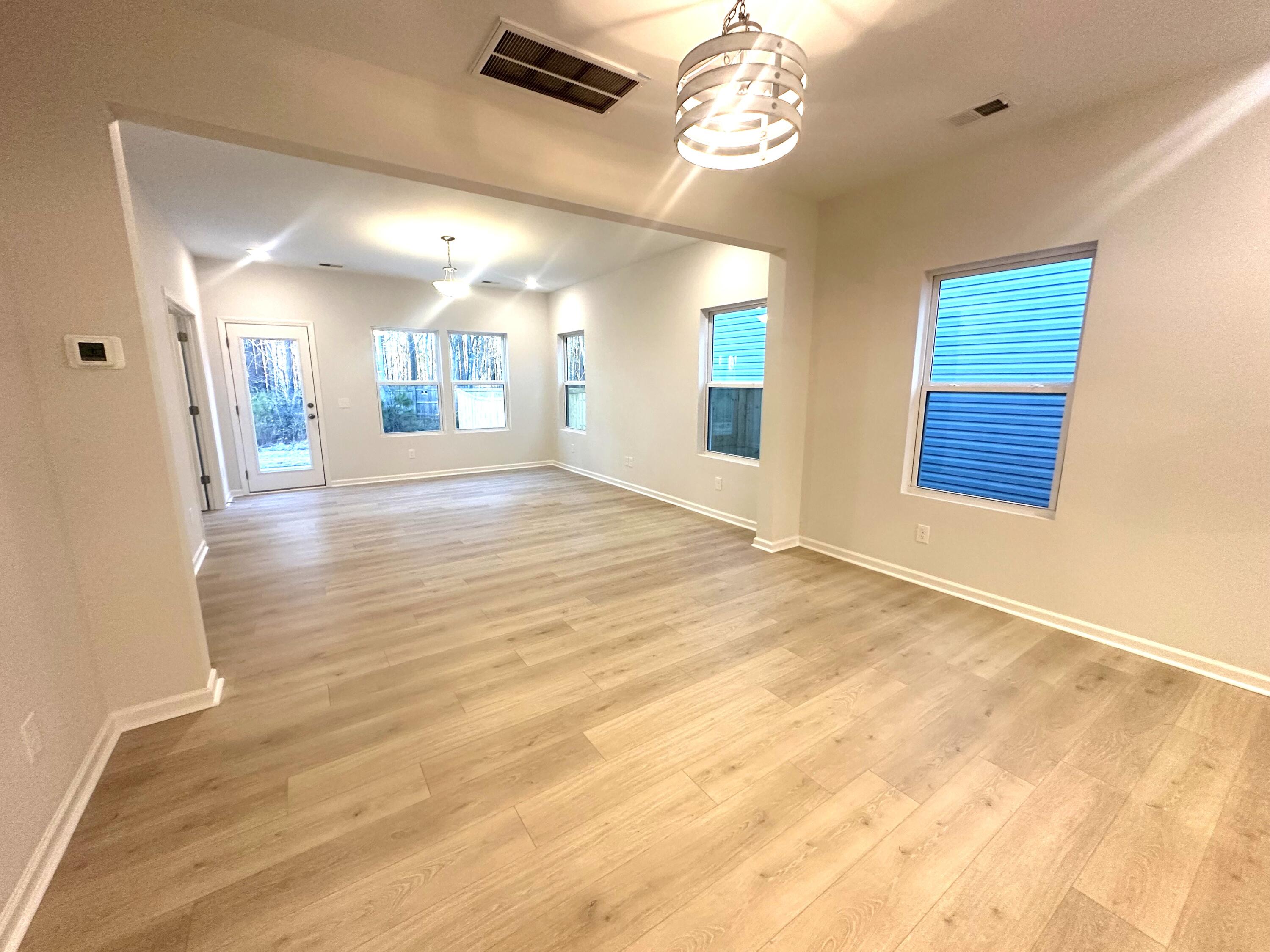 181 Surfbird Road, Unit 508 Summerville, SC 29486 - Photo 5 of 11 NC_508 (5)