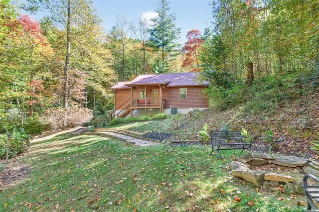 a top view of a house with a yard