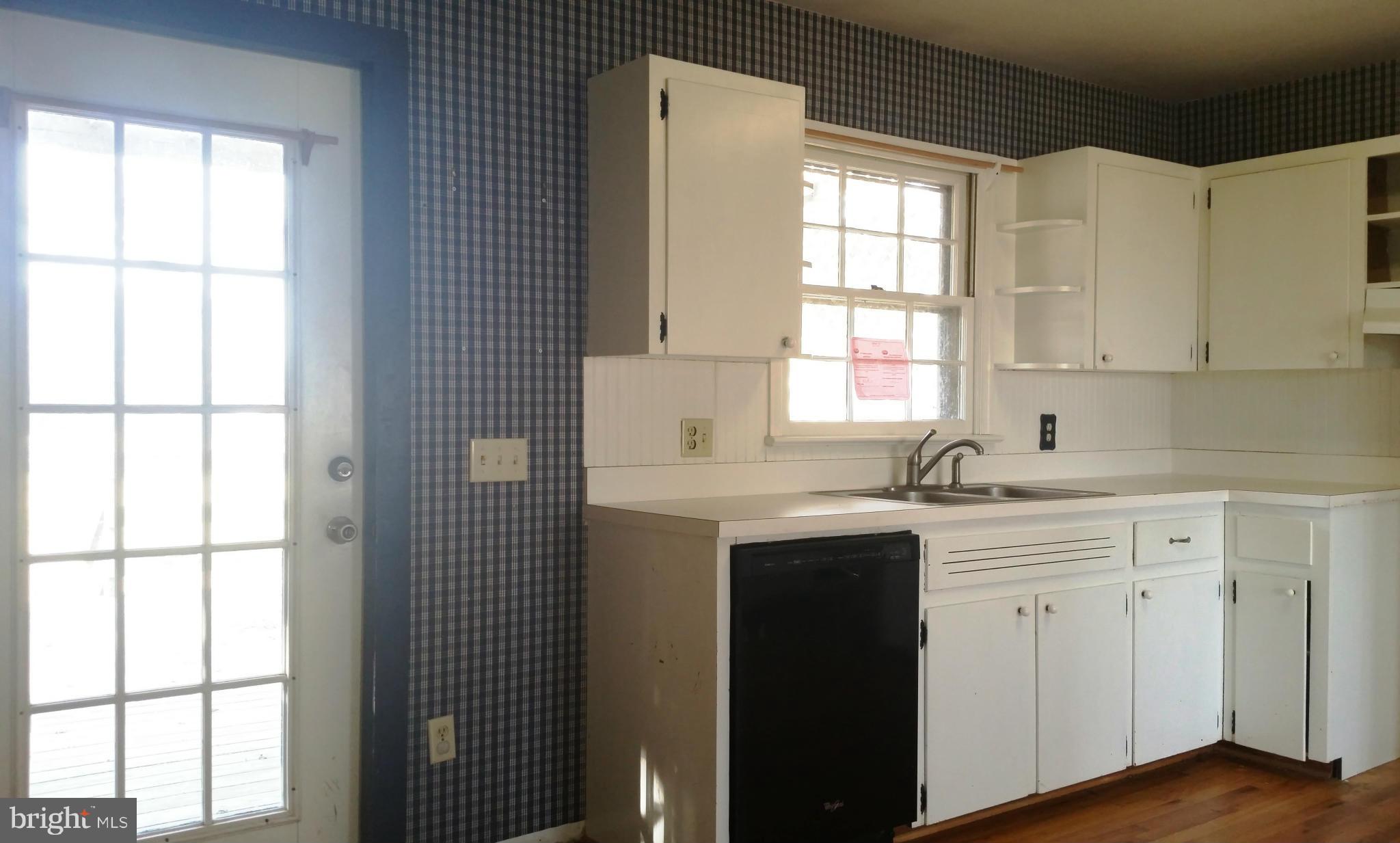 2800 Partlow Road Beaverdam, VA 23015 - Photo 8 of 27 Kitchen