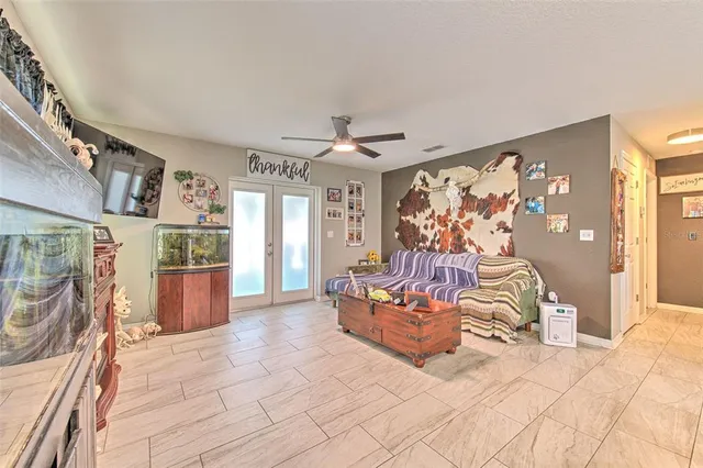 $329,900 | 38021 10th Avenue, Zephyrhills, FL 33542