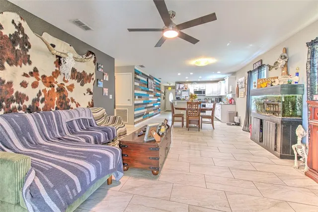 $329,900 | 38021 10th Avenue, Zephyrhills, FL 33542