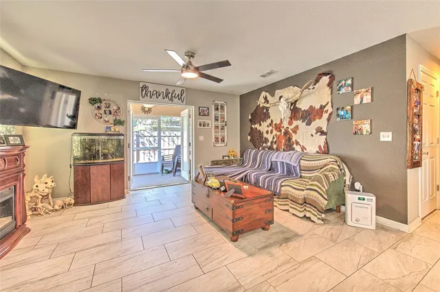 $329,900 | 38021 10th Avenue, Zephyrhills, FL 33542