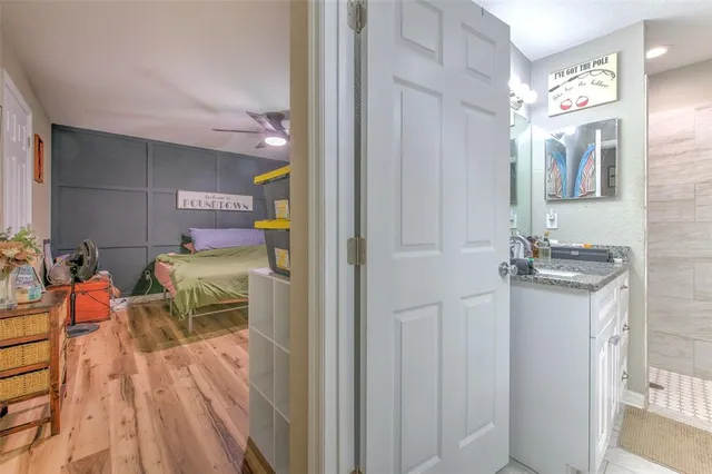 $329,900 | 38021 10th Avenue, Zephyrhills, FL 33542