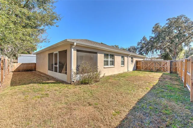 $329,900 | 38021 10th Avenue, Zephyrhills, FL 33542