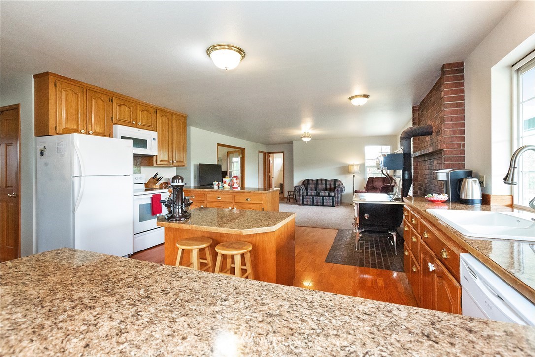 212 Halsea Road Chehalis, WA 98532 - Photo 14 of 25