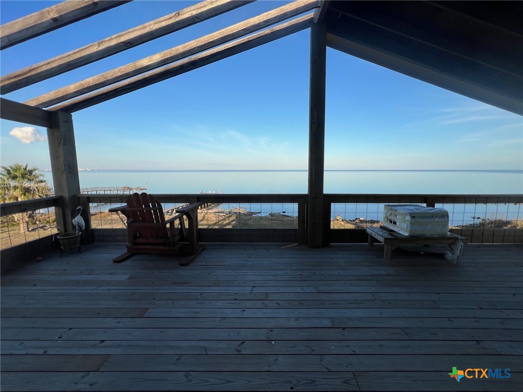 9 Lee Street Port Lavaca, TX 77979 - Photo 2 of 11 a living room with furniture