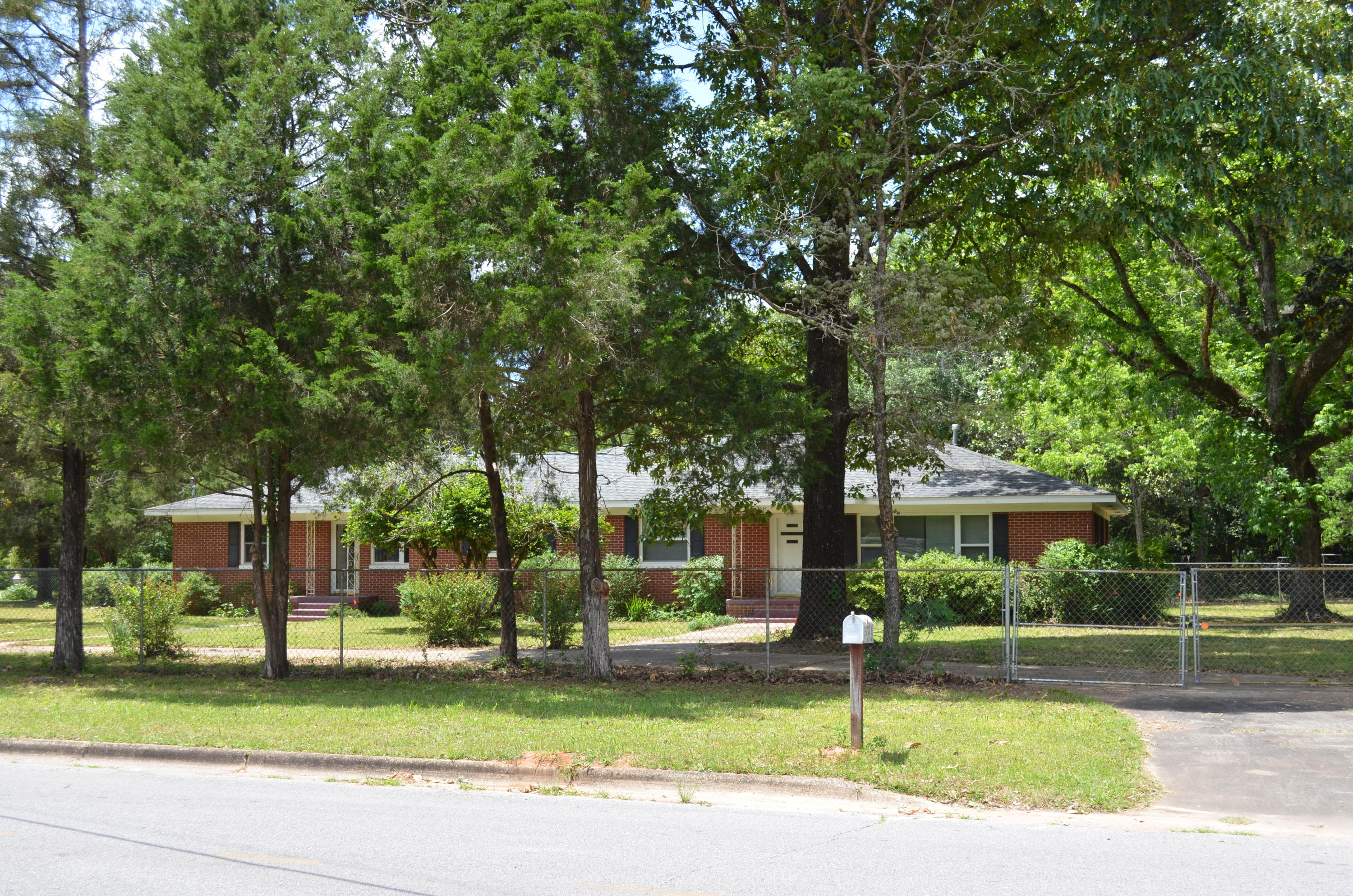 201 Jones Road Crestview, FL 32536 - Photo 14 of 54 DSC_0503