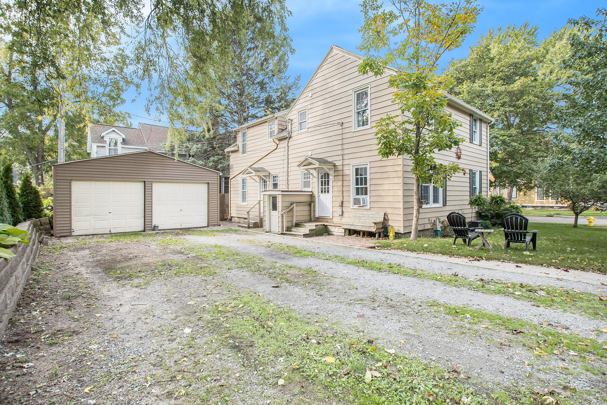600-602 Sheldon Road Grand Haven, MI 49417 - Photo 4 of 25 4