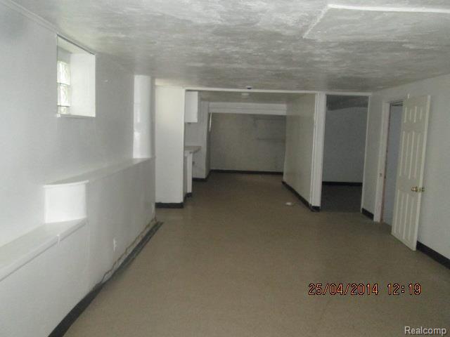 9212 Harvard Road Detroit, MI 48224 - Photo 19 of 21 IMG_0095.jpg
