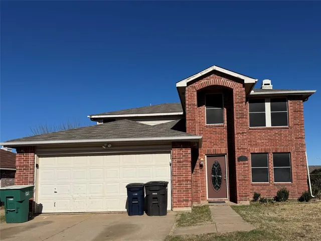 $3,000 | 512 Magdalen Avenue, Fort Worth, TX 76036