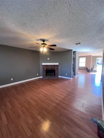 $3,000 | 512 Magdalen Avenue, Fort Worth, TX 76036