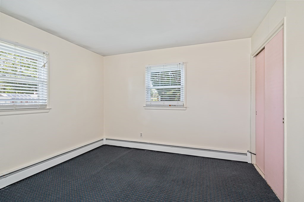 803 Bradley Road Springfield, MA 01119 - Photo 15 of 20