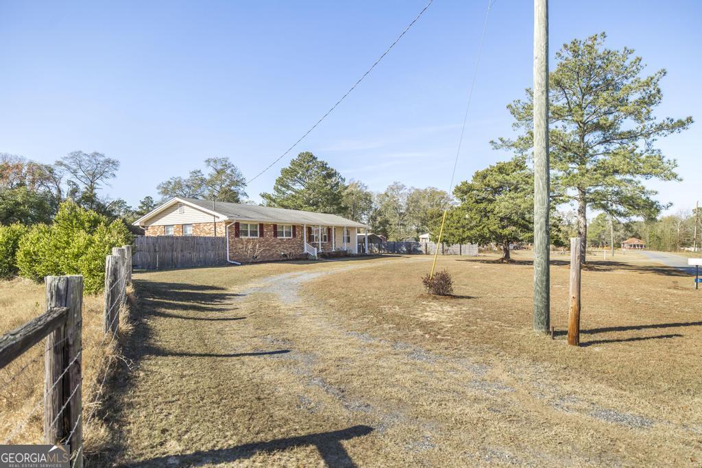 26 Mt Olive Church Road Reynolds, GA 31076 - Photo 3 of 32