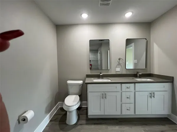 $390,000 | 723 North Meyer Street, Sealy, TX 77474