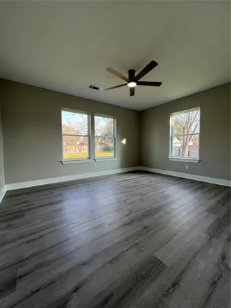 $390,000 | 723 North Meyer Street, Sealy, TX 77474