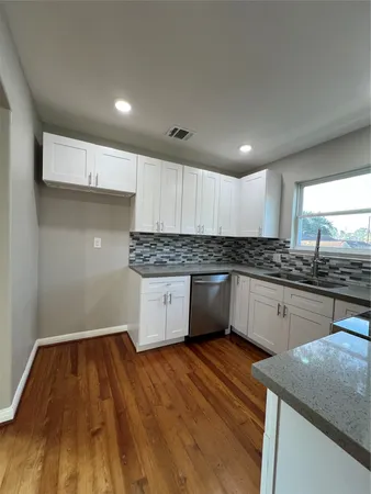 $390,000 | 723 North Meyer Street, Sealy, TX 77474