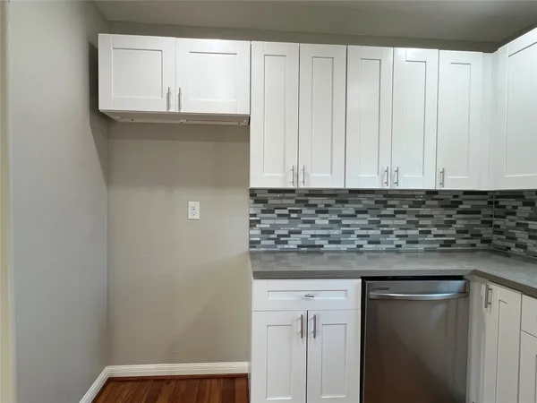 $390,000 | 723 North Meyer Street, Sealy, TX 77474