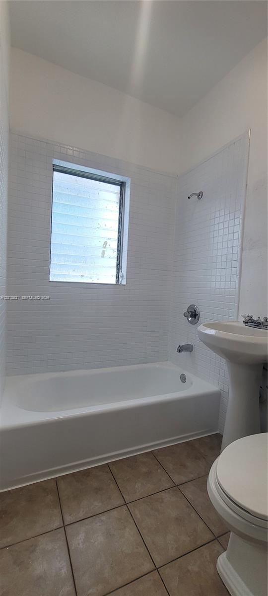 1322 Southwest 7th Street, Unit 7 Miami, FL 33135 - Photo 13 of 15