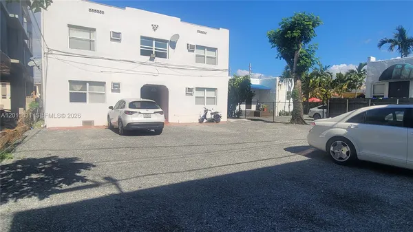 $1,650 | 1322 Southwest 7th Street, Unit 7, Miami, FL 33135