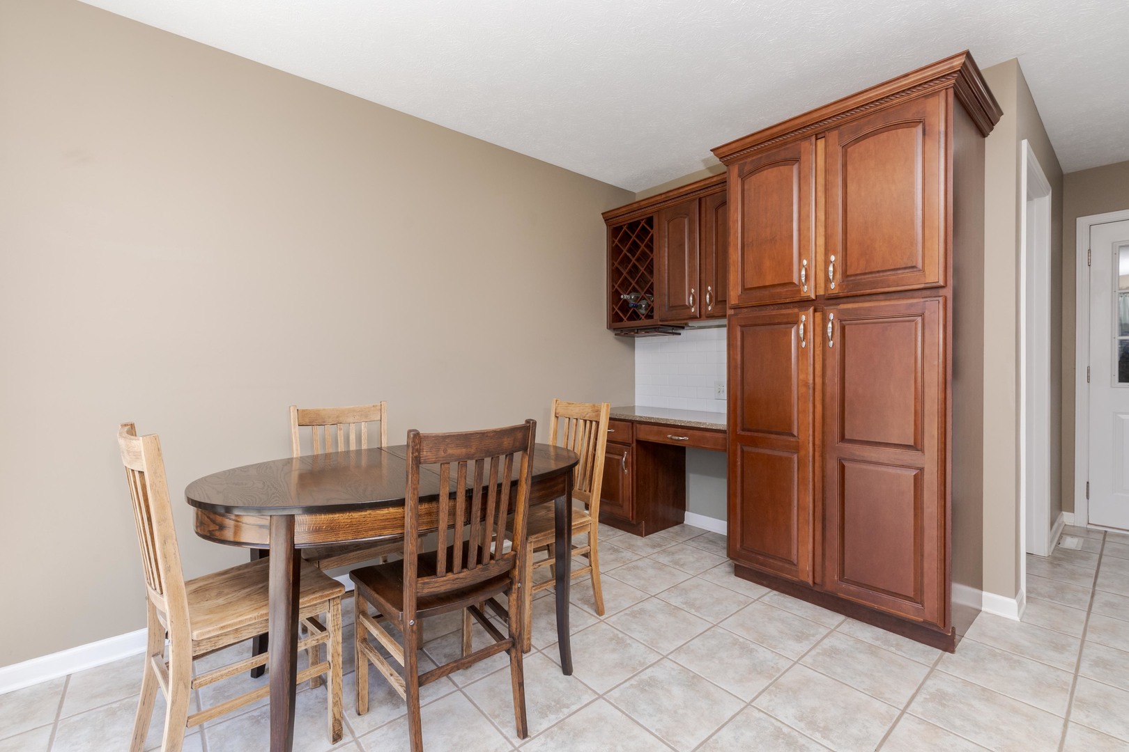 305 Prairie View Drive Hudson, IL 61748 - Photo 20 of 59