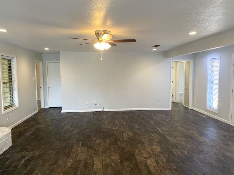 414 Meadow Ridge Drive Kerrville, TX 78028 - Photo 14 of 30