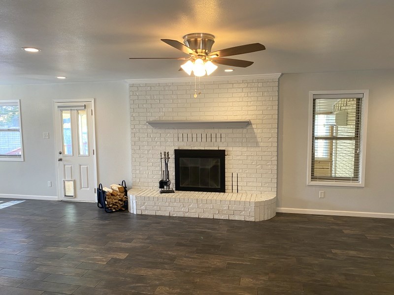 414 Meadow Ridge Drive Kerrville, TX 78028 - Photo 4 of 30