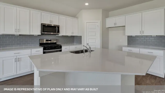 $354,990 | 430 Atticus Cove, Lockhart, TX 78644