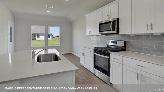 $354,990 | 430 Atticus Cove, Lockhart, TX 78644